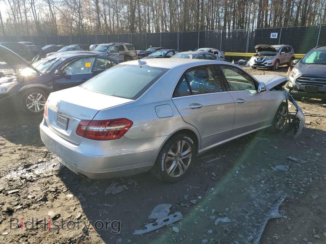 2011 MERCEDES-BENZ E-CLASS - VIN: WDDHF8HB1BA468733 - Фото 3