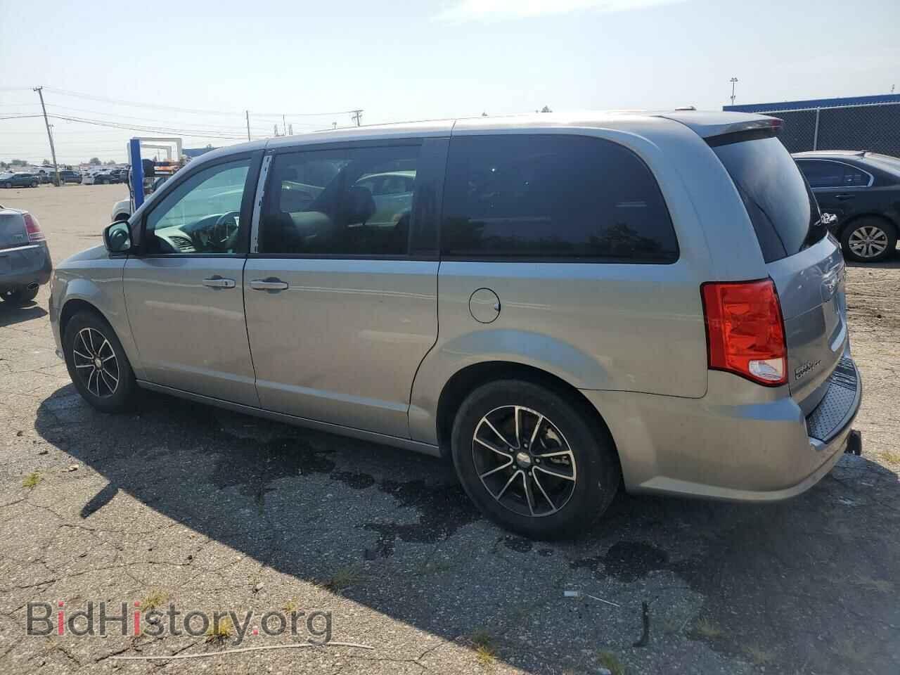 2018 DODGE CARAVAN - VIN: 2C4RDGEG9JR219671 - Фото 2