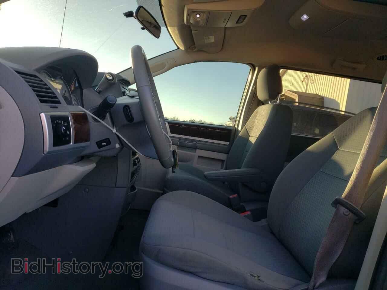 2010 CHRYSLER MINIVAN - VIN: 2A4RR5D12AR358215 - Фото 7