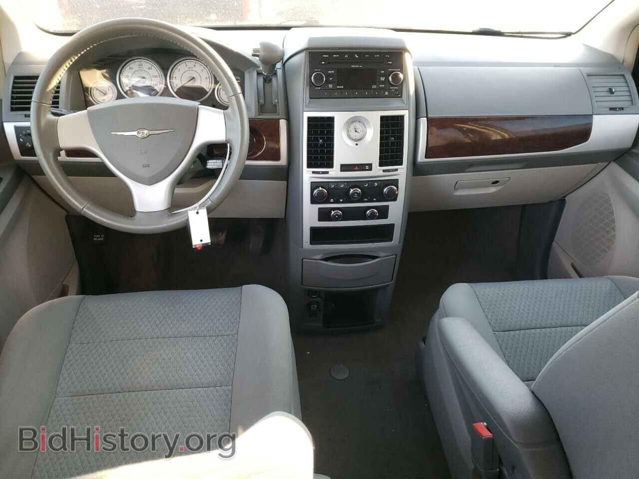 2010 CHRYSLER MINIVAN - VIN: 2A4RR5D12AR358215 - Фото 8