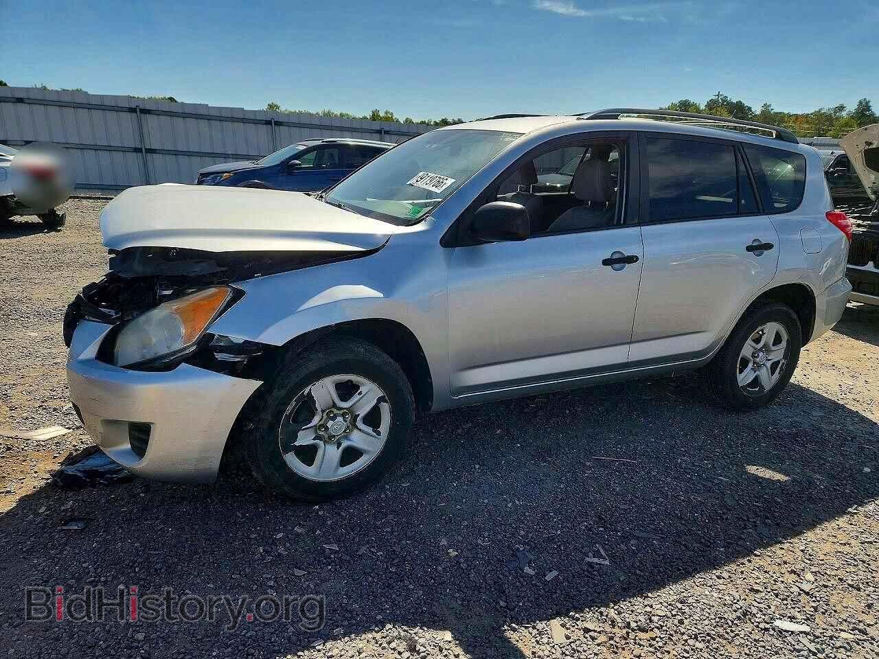 Photo 2T3ZF4DV0BW095936 - TOYOTA RAV4 2011