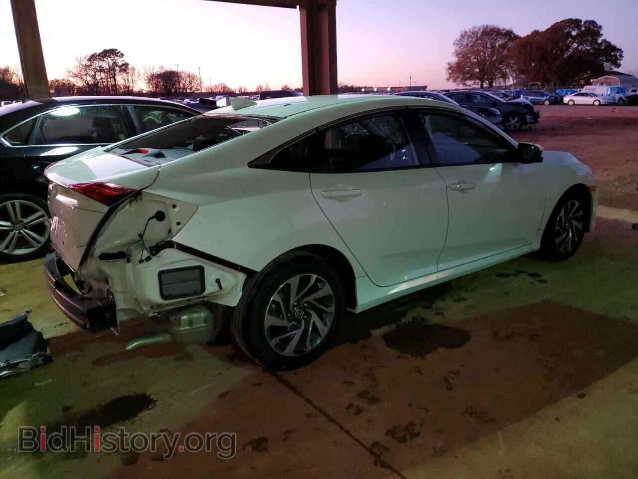 2017 HONDA CIVIC - VIN: 19XFC2F78HE047636 - Фото 3