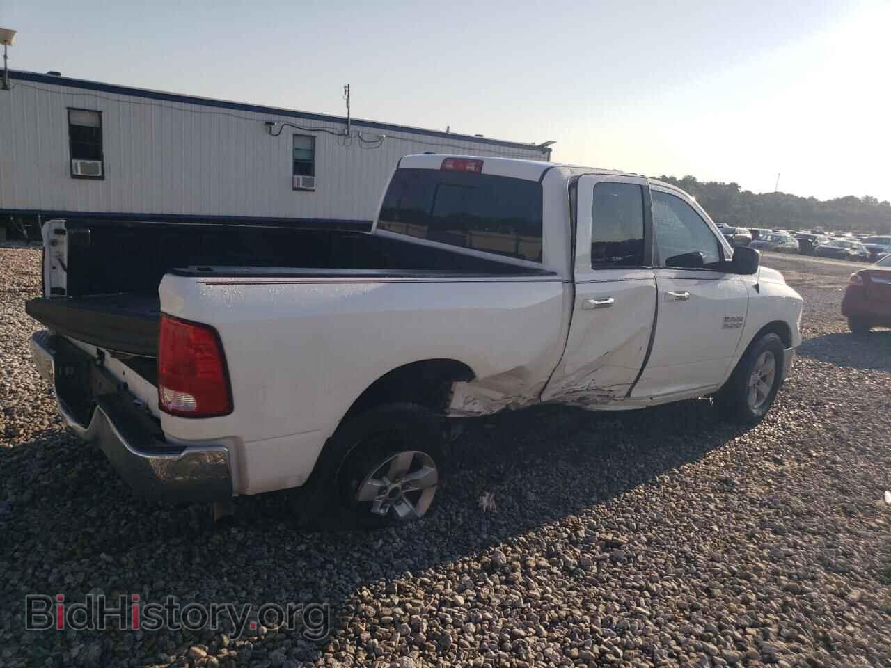 2018 RAM 1500 - VIN: 1C6RR6GG6JS317409 - Photo 3