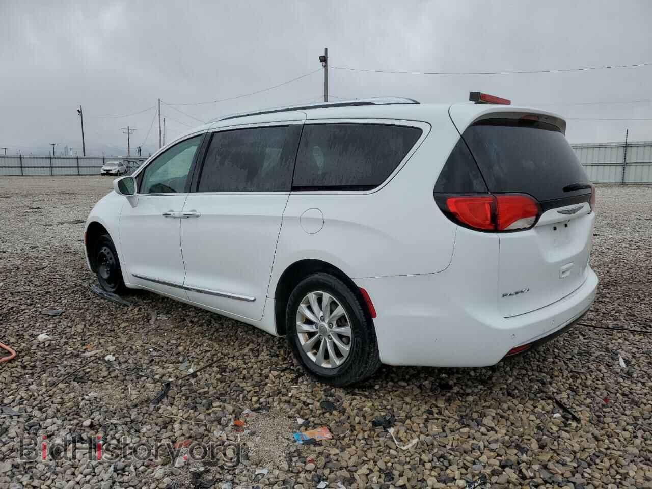 2018 CHRYSLER PACIFICA - VIN: 2C4RC1BG3JR107307 - Photo 2