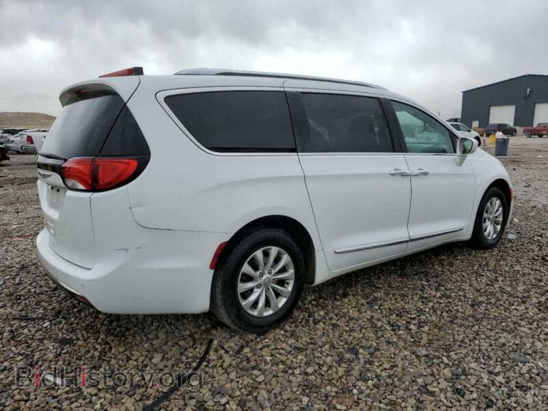 2018 Chrysler PACIFICA (VIN 2C4RC1BG3JR107307) — фото 3 из 13