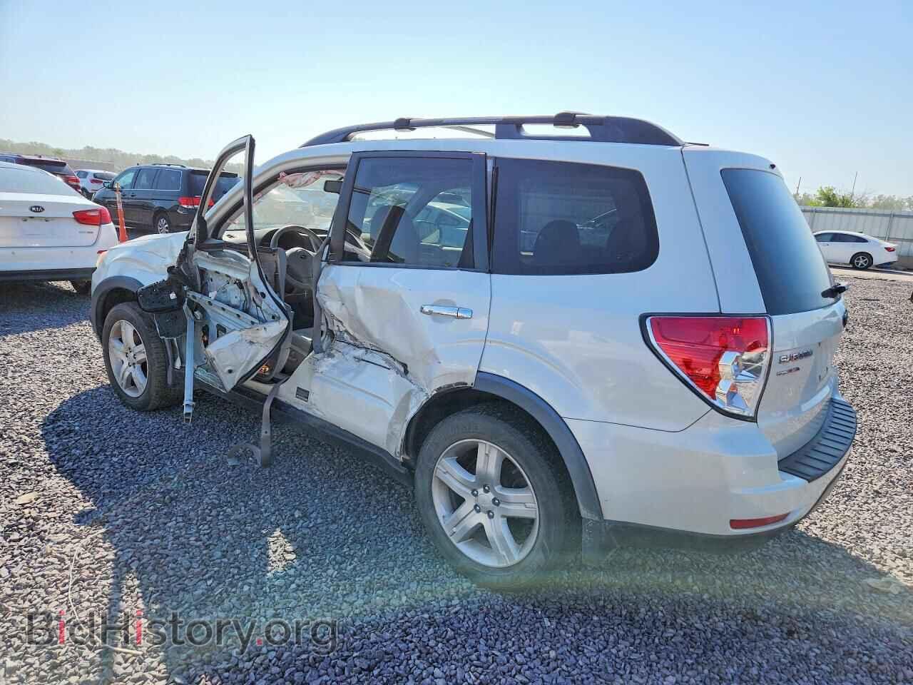 2010 SUBARU FORESTER - VIN: JF2SH6CC4AH758700 - Photo 2