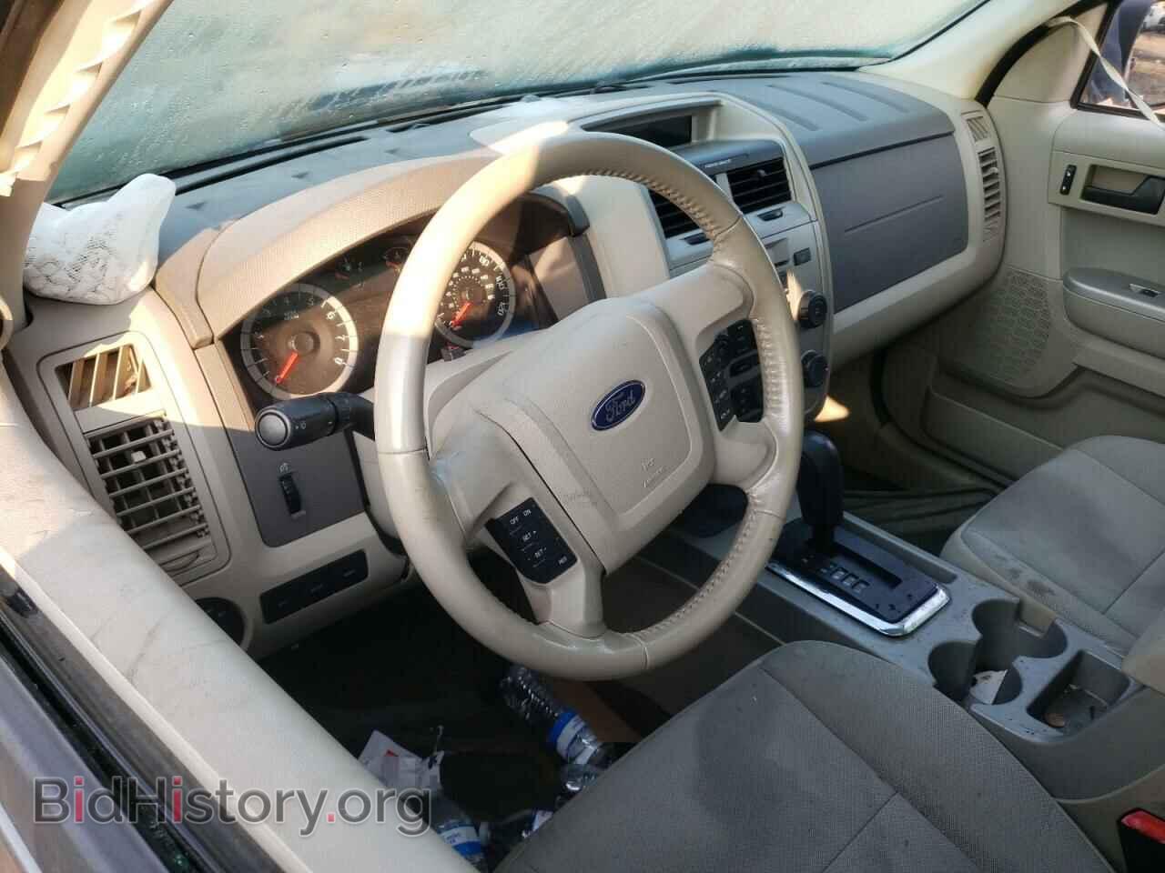 2011 FORD ESCAPE - VIN: 1FMCU0DG8BKB90013 - Фото 8