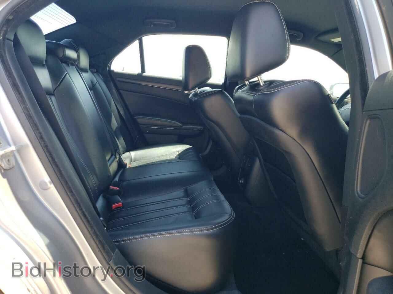 2013 CHRYSLER 300 - VIN: 2C3CCABT2DH710041 - Photo 10