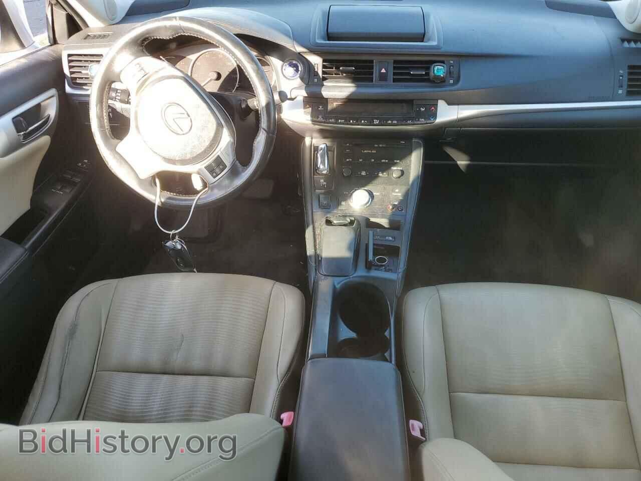 2011 LEXUS CT 200 - VIN: JTHKD5BH1B2044625 - Фото 8