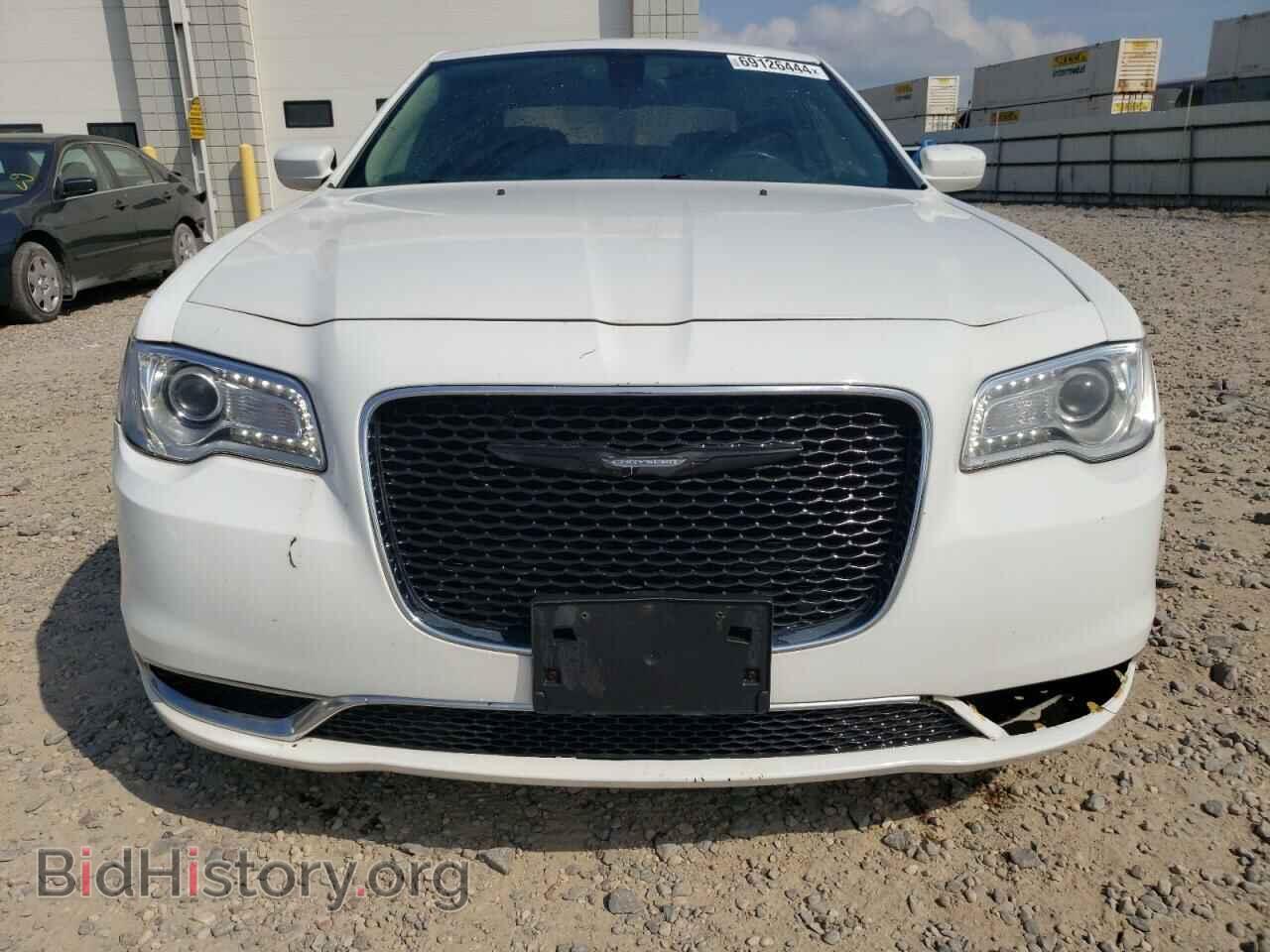 2016 CHRYSLER 300 - VIN: 2C3CCAAG4GH229751 - Фото 5