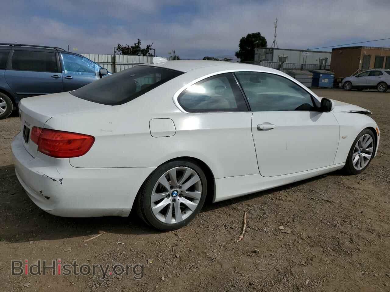 2012 BMW 3 SERIES - VIN: WBAKE5C59CE756512 - Фото 3