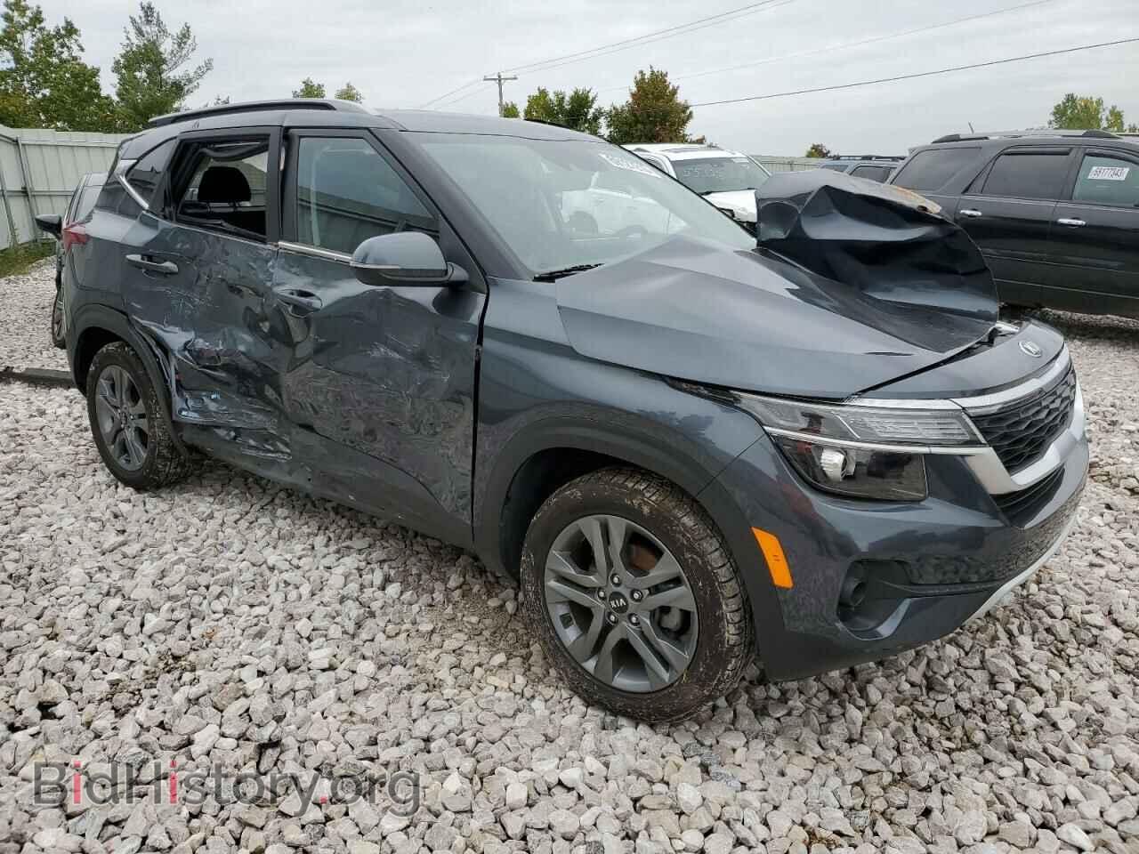 2021 KIA SELTOS - VIN: KNDEU2AA3M7050028 - Фото 4