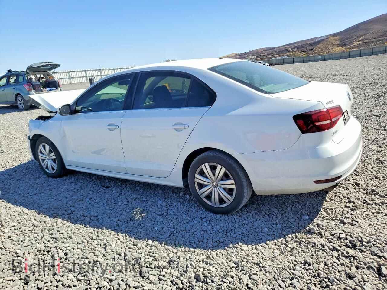 2017 VOLKSWAGEN JETTA - VIN: 3VW2B7AJ3HM266167 - Фото 2