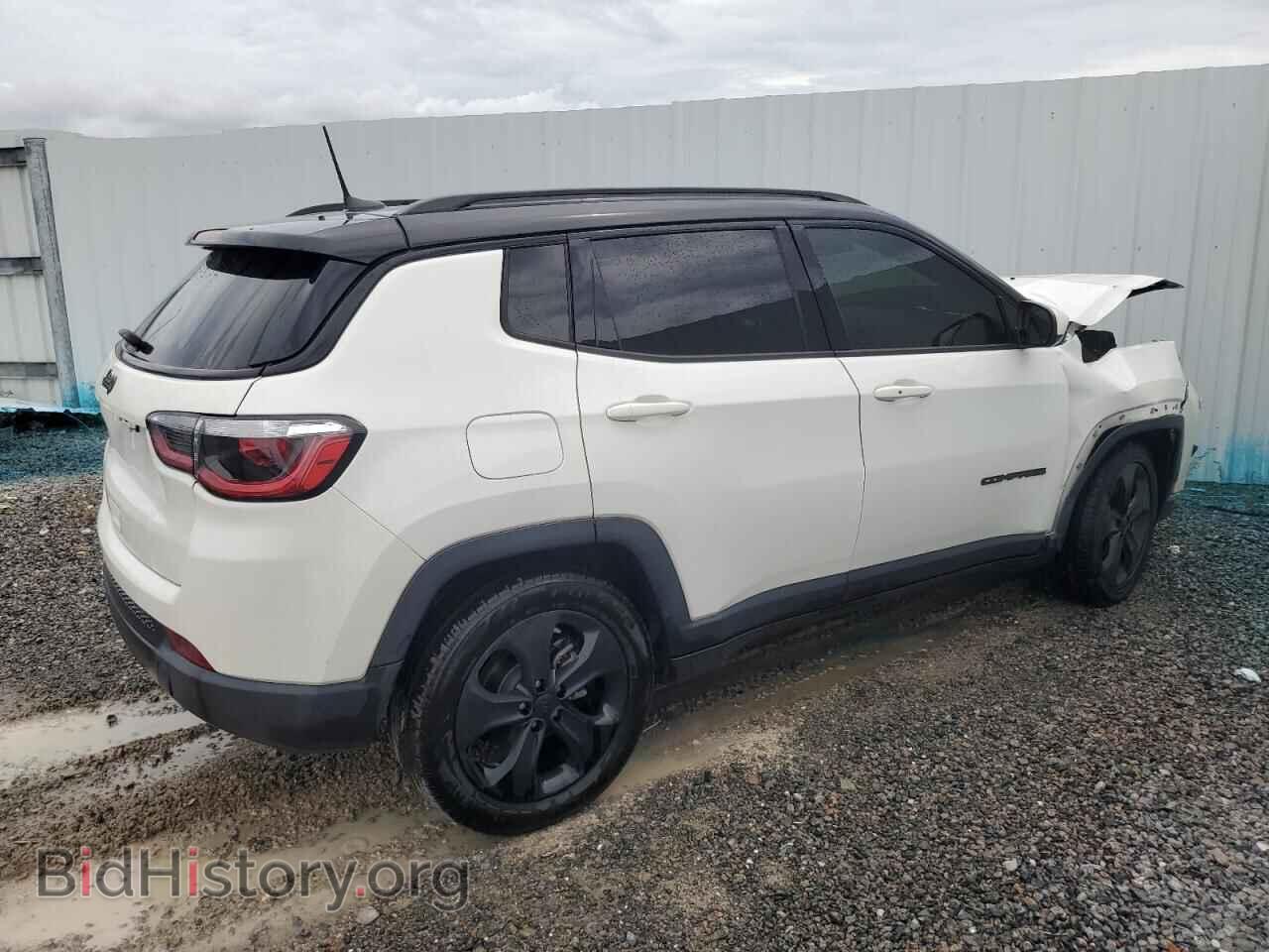 2019 JEEP COMPASS - VIN: 3C4NJCBB0KT820121 - Фото 3