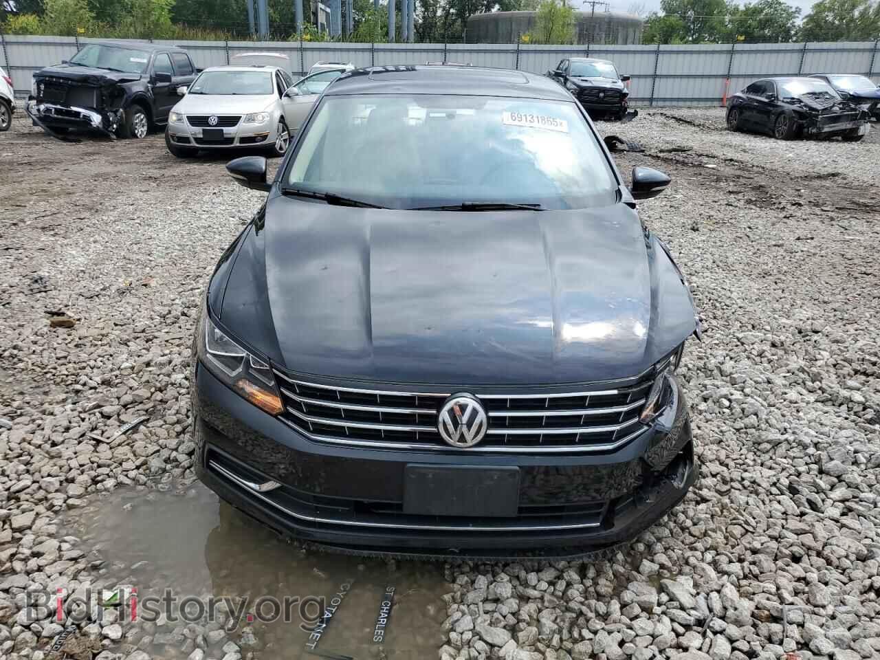 2017 VOLKSWAGEN PASSAT - VIN: 1VWBT7A34HC011916 - Фото 5