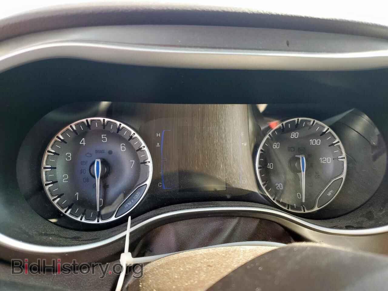 2017 CHRYSLER All Models - VIN: 2C4RC1DG3HR623531 - Photo 9
