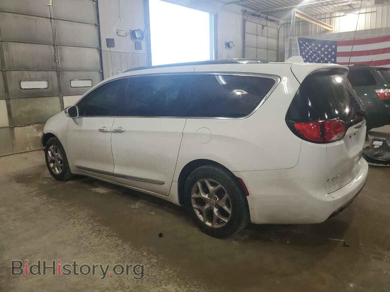 2018 CHRYSLER PACIFICA - VIN: 2C4RC1GG1JR320698 - Photo 2