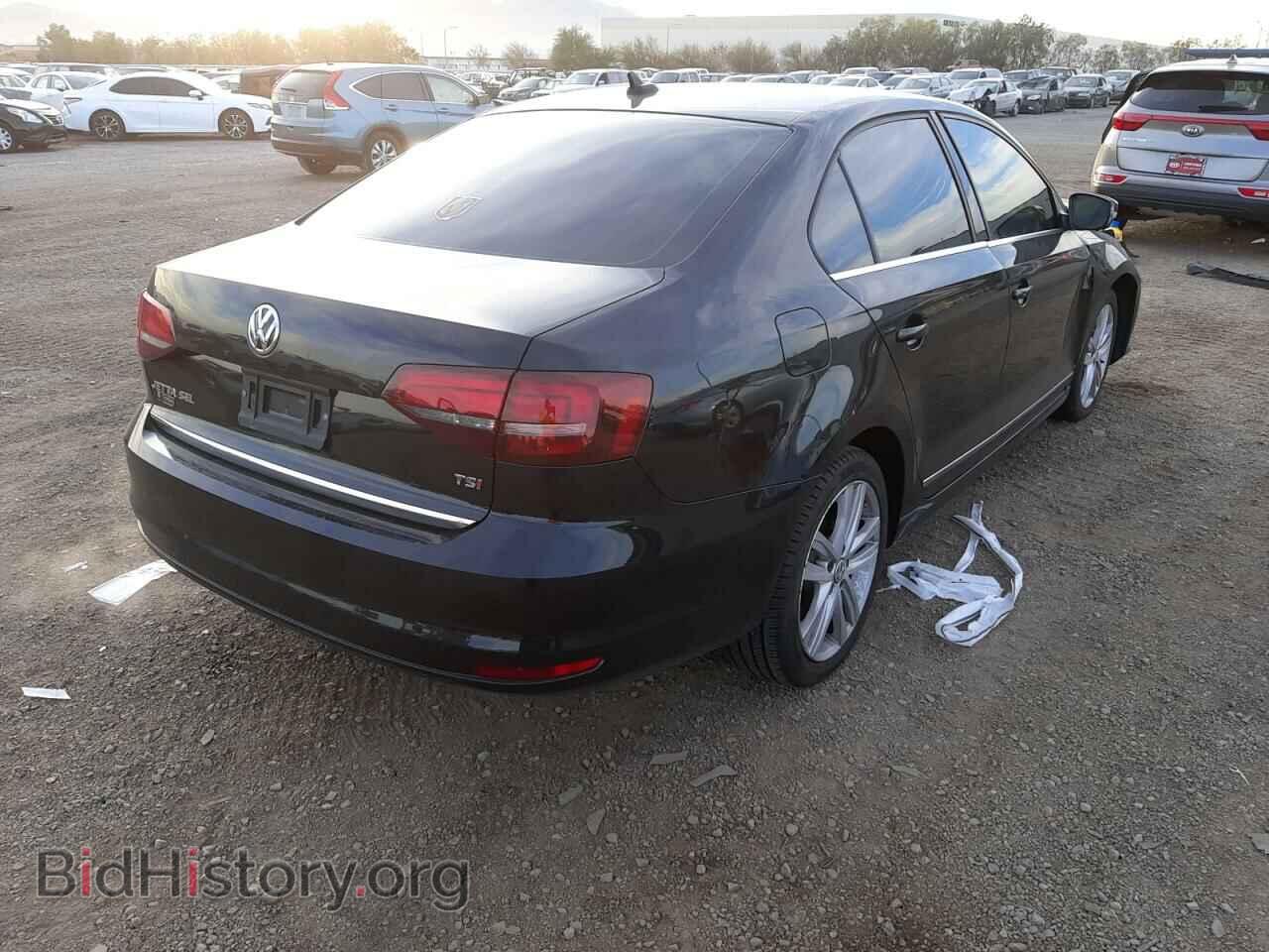 2017 VOLKSWAGEN JETTA - VIN: 3VWL17AJ6HM399741 - Photo 4