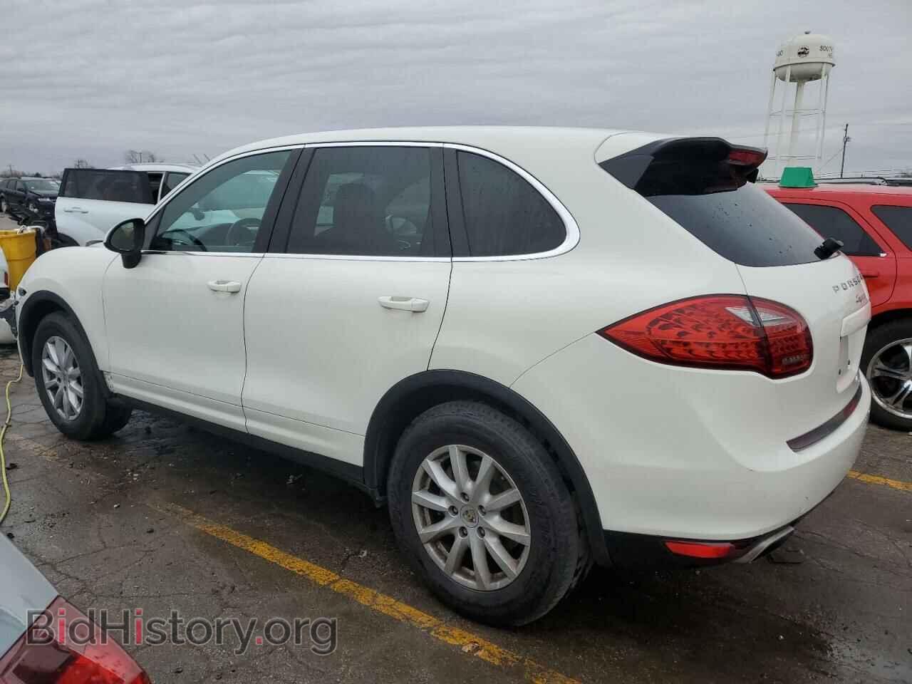 2011 PORSCHE CAYENNE - VIN: WP1AA2A29BLA09387 - Photo 2