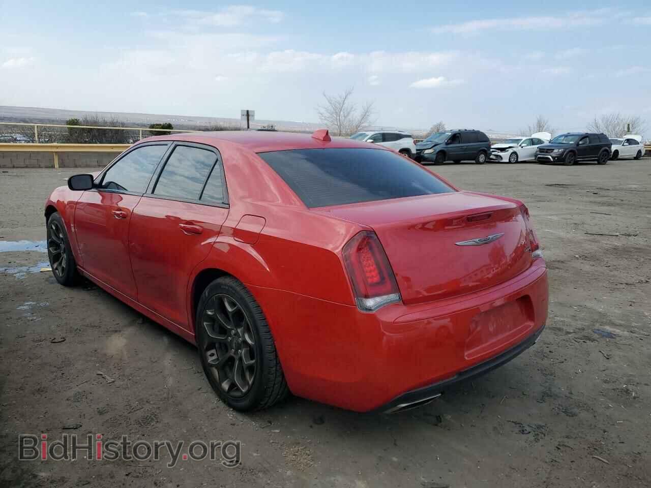 2017 CHRYSLER 300 - VIN: 2C3CCABG3HH506082 - Фото 2
