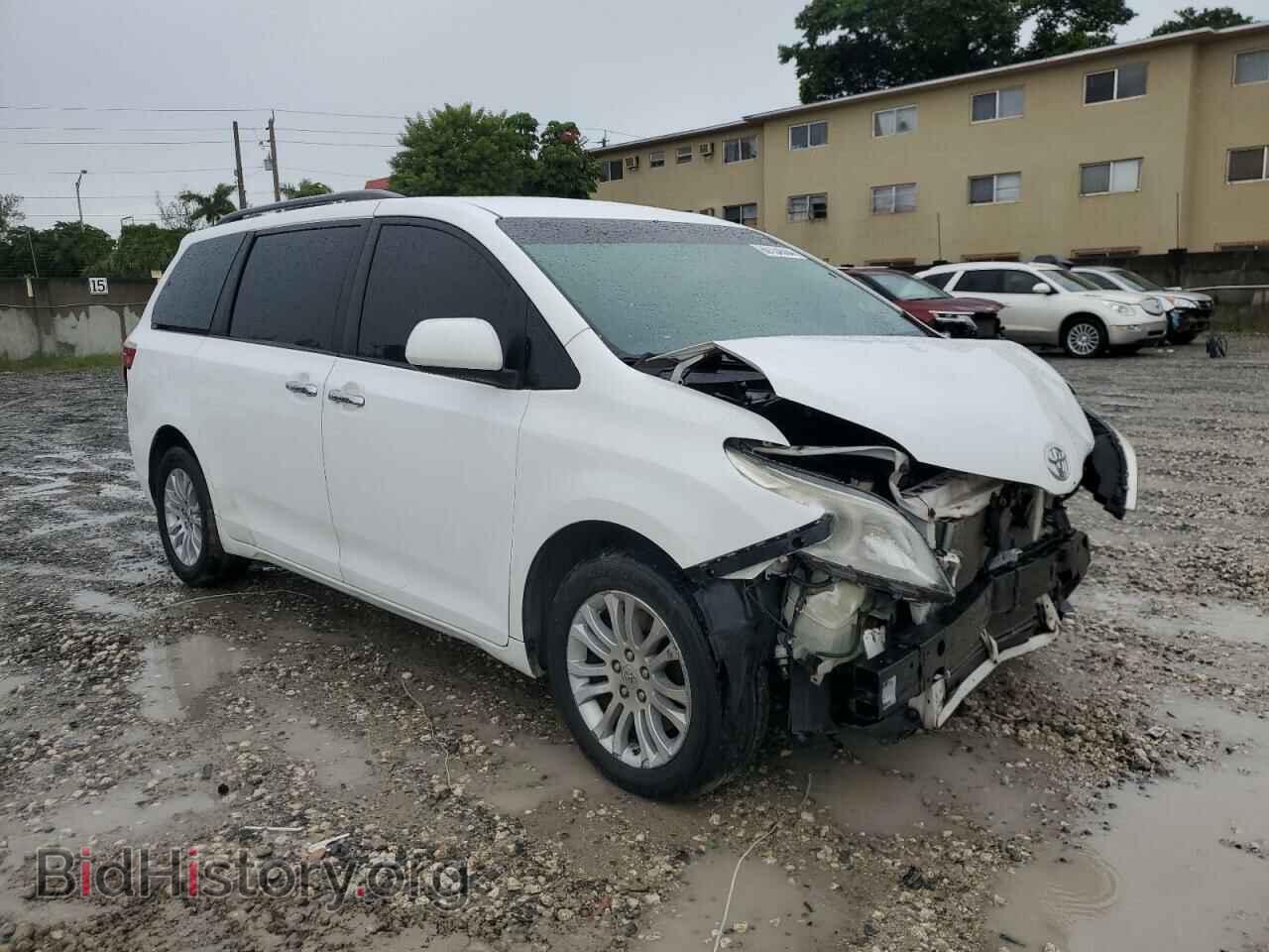 2017 TOYOTA All Models - VIN: 5TDKZ3DC4HS778413 - Фото 4
