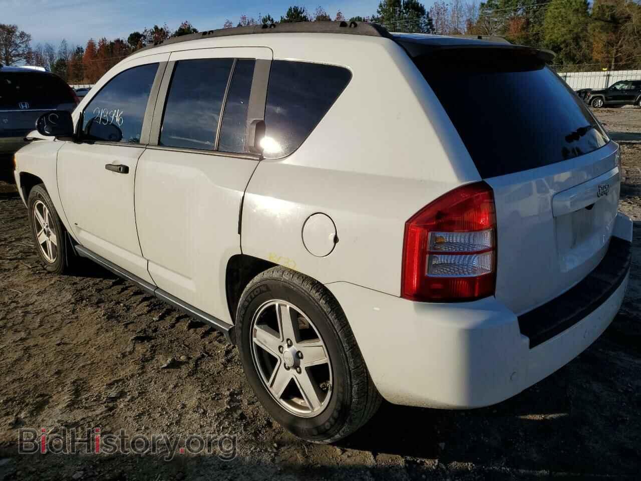 2007 JEEP COMPASS - VIN: 1J8FT47W07D189828 - Фото 2