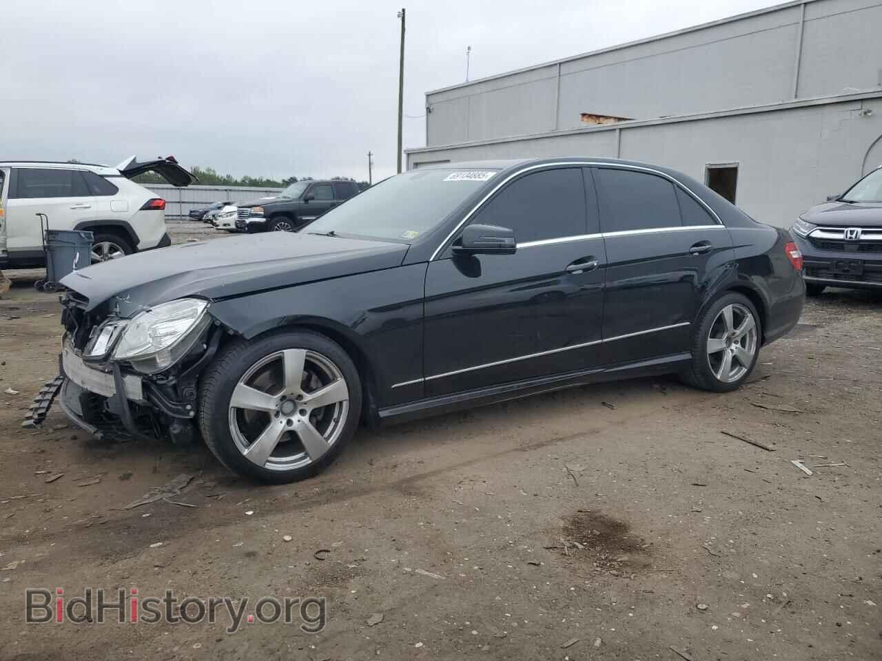 Photo WDDHF8HB4BA471402 - MERCEDES-BENZ E-CLASS 2011