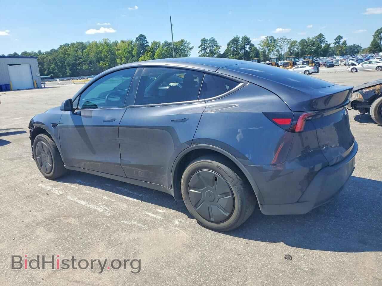 2026 TESLA MODEL Y - VIN: 7SAYGDED1TA603952 - Photo 2