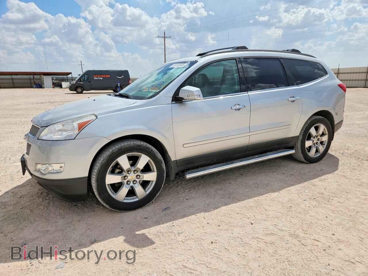 Фотография 1GNKRLEDXCJ299403 - CHEVROLET TRAVERSE 2012