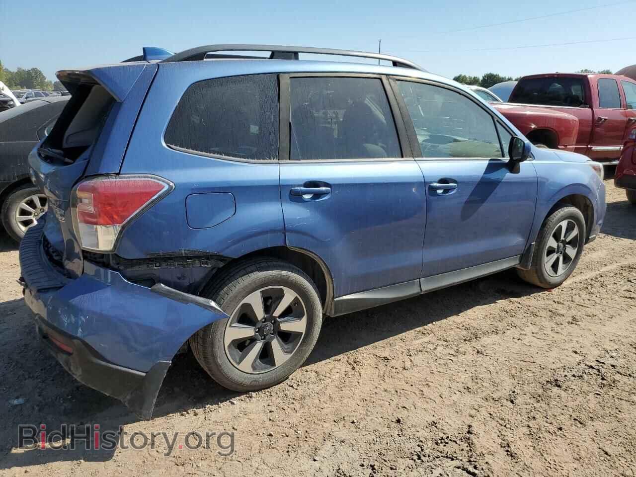 2017 SUBARU FORESTER - VIN: JF2SJAECXHH478505 - Фото 3