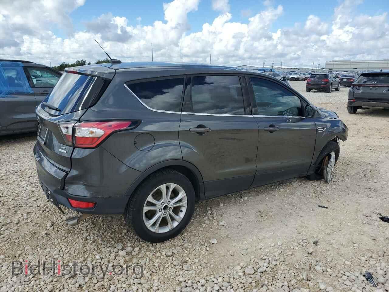 2017 FORD ESCAPE - VIN: 1FMCU0GDXHUB42432 - Фото 3
