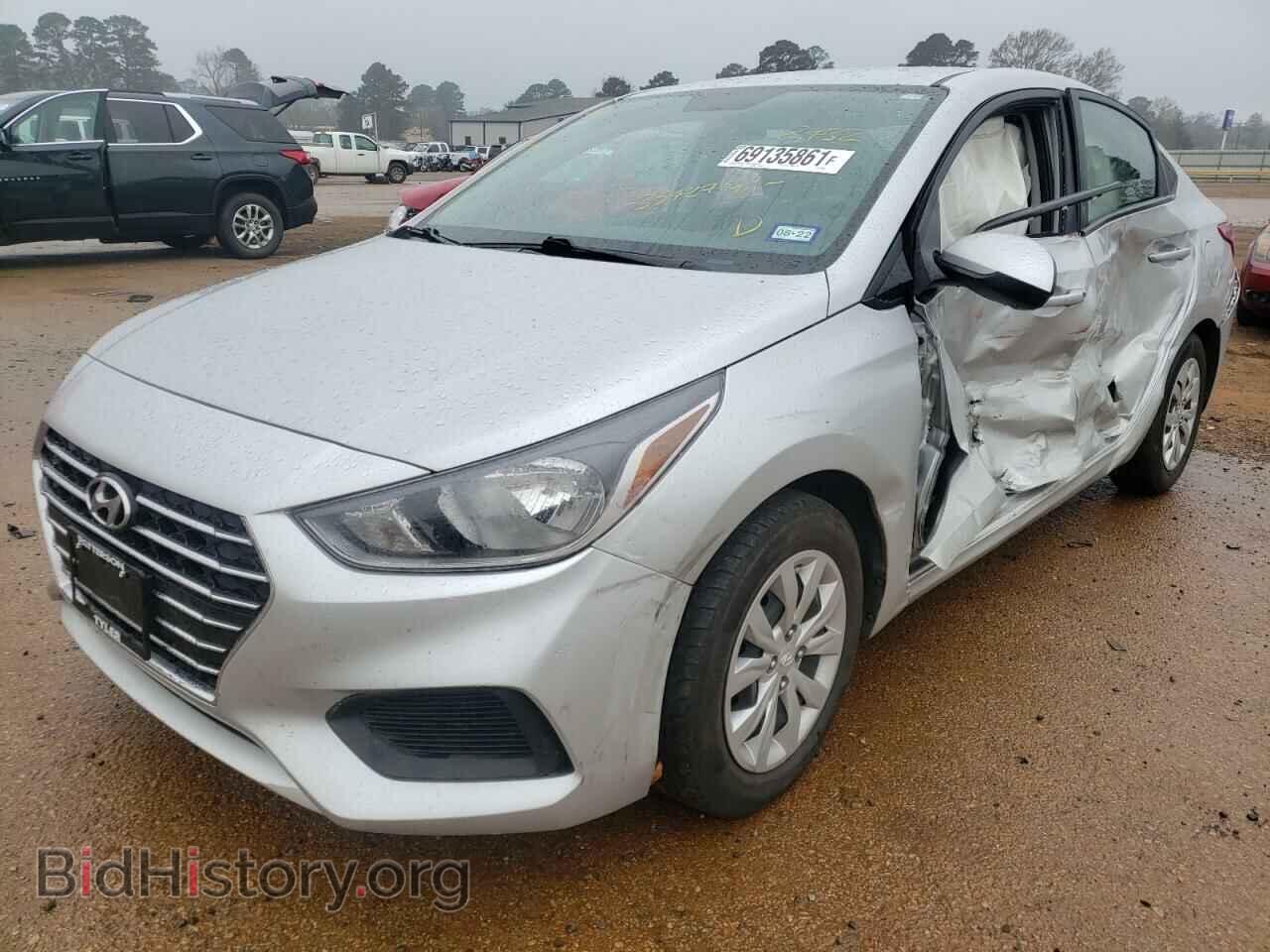 2019 HYUNDAI ACCENT - VIN: 3KPC24A33KE088432 - Фото 2