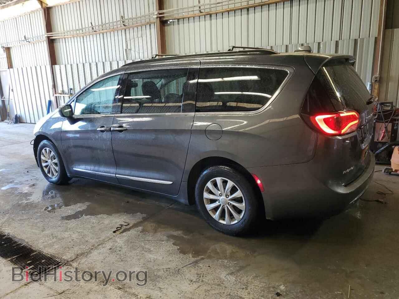 2017 CHRYSLER PACIFICA - VIN: 2C4RC1BG0HR538102 - Фото 2