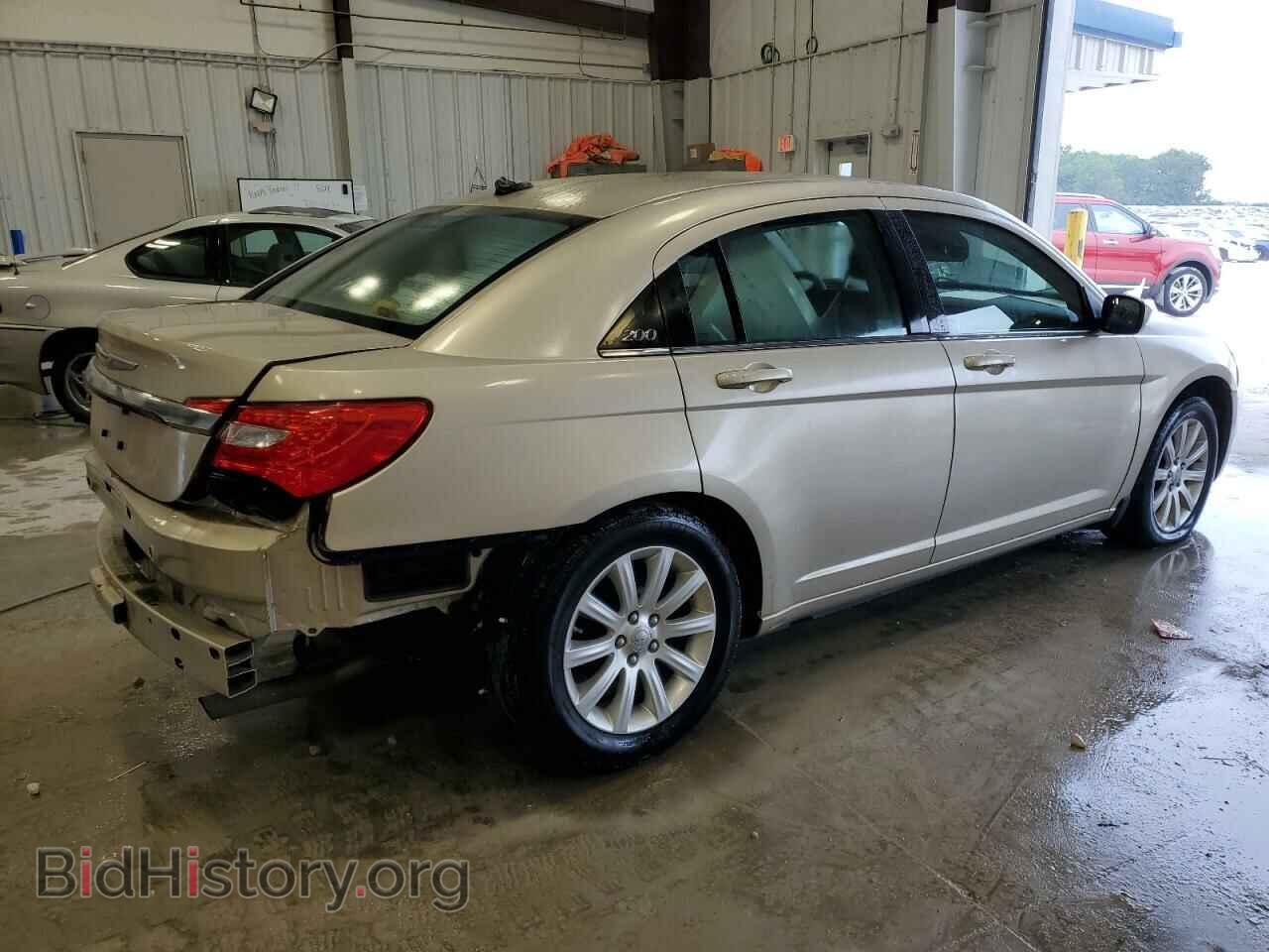 2013 CHRYSLER 200 - VIN: 1C3CCBBB8DN592890 - Фото 3