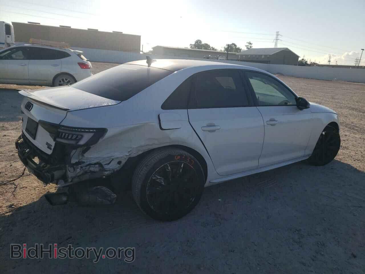 2018 AUDI A4 - VIN: WAUKMAF43JA047898 - Фото 3