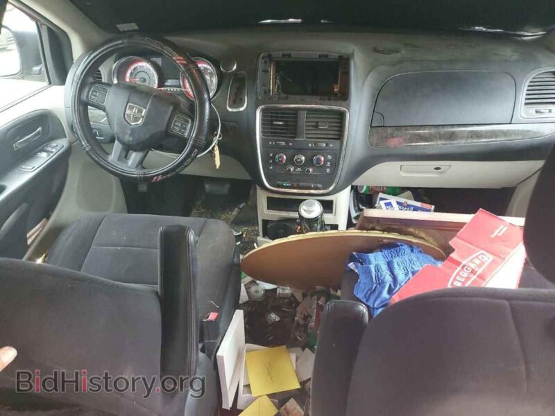 2011 Dodge CARAVAN (VIN 2D4RN4DG5BR603478) — photo 8 of 13