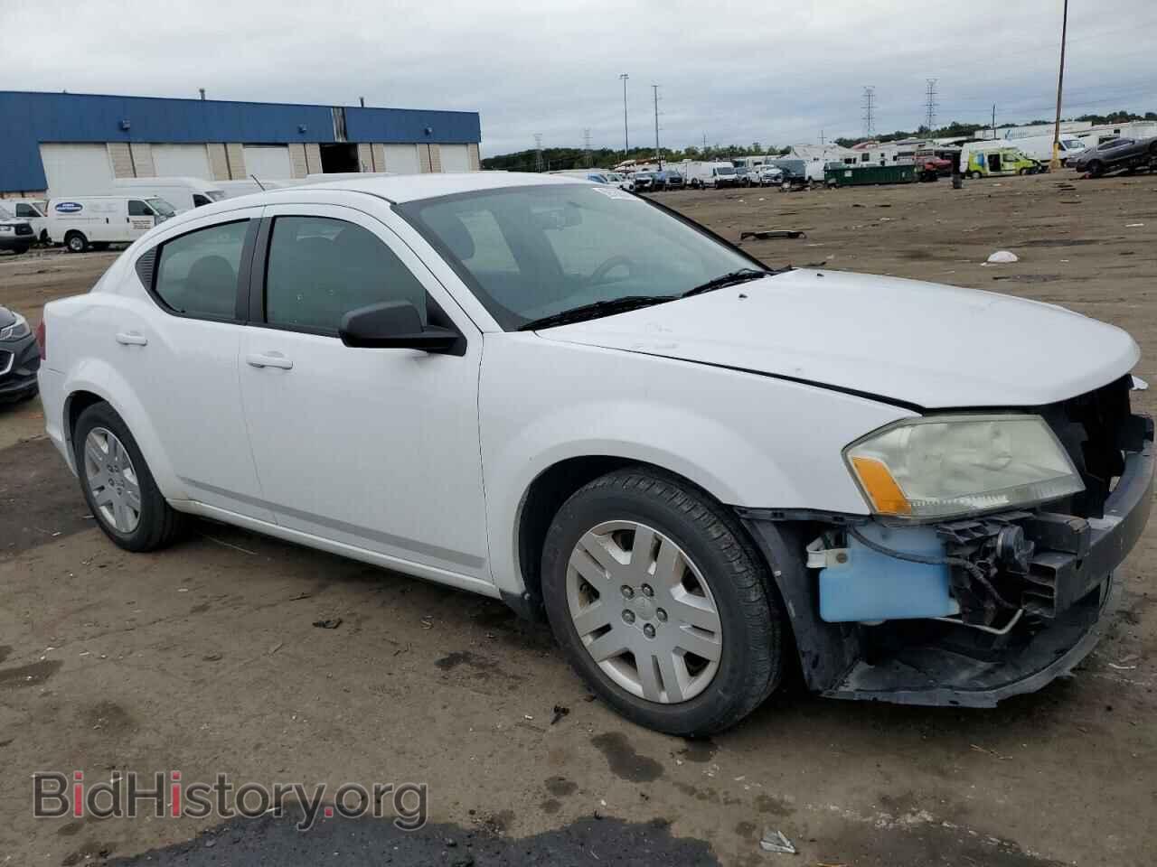 2011 DODGE AVENGER - VIN: 1B3BD4FG5BN548673 - Photo 4