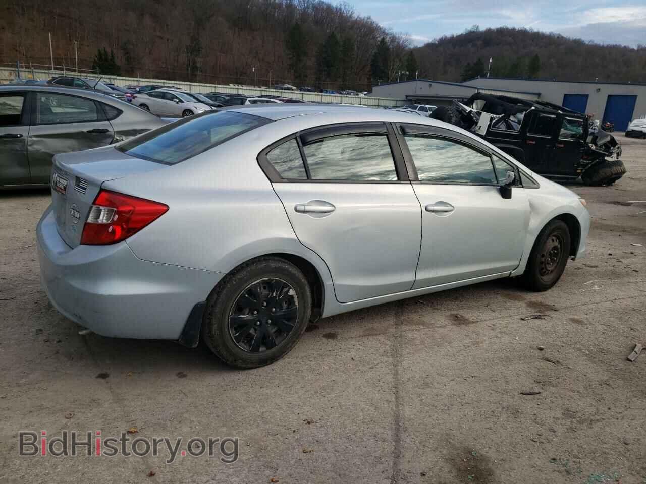 2012 HONDA CIVIC - VIN: 2HGFB2E52CH528709 - Фото 3