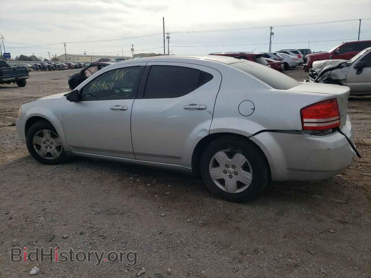 2010 DODGE AVENGER - VIN: 1B3CC4FB2AN107965 - Фото 2