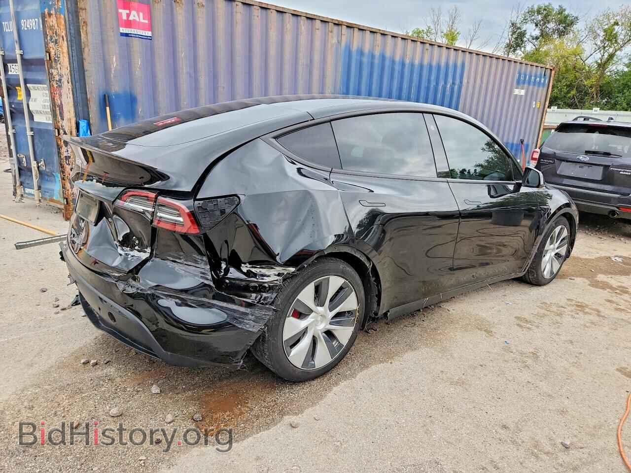 2022 TESLA MODEL Y - VIN: 7SAYGDEE1NF345205 - Фото 3
