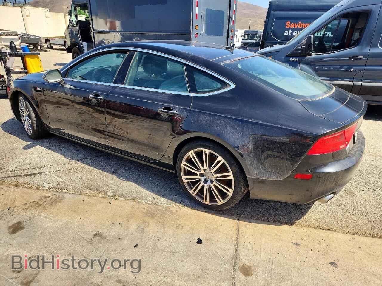 2013 AUDI A7 - VIN: WAUYGAFC2DN127537 - Фото 2