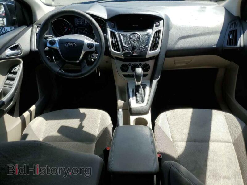 2014 Ford ALL MODELS (VIN 1FADP3F26EL277688) — фото 8 из 12