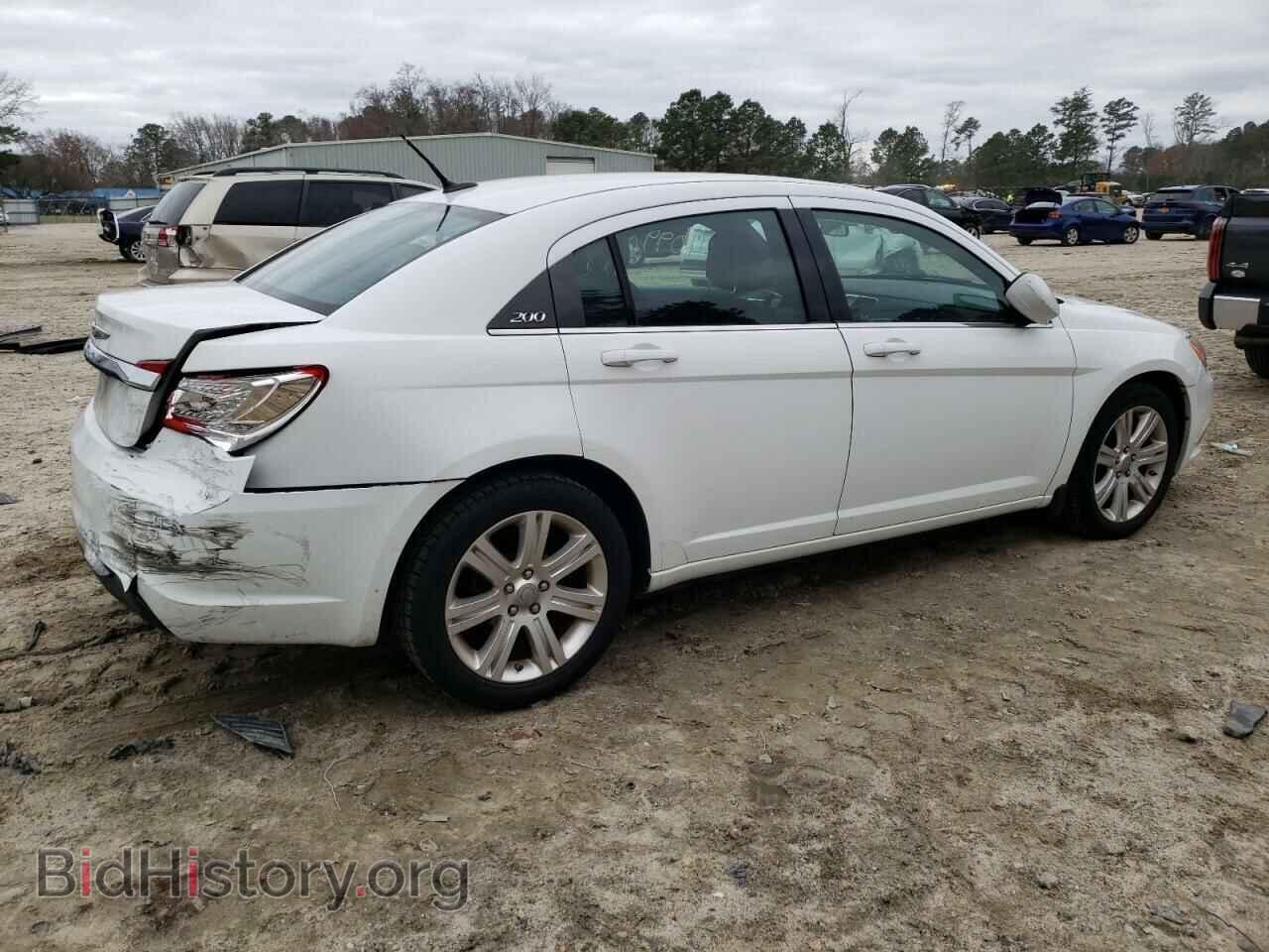 2013 CHRYSLER 200 - VIN: 1C3CCBAB0DN640156 - Фото 3
