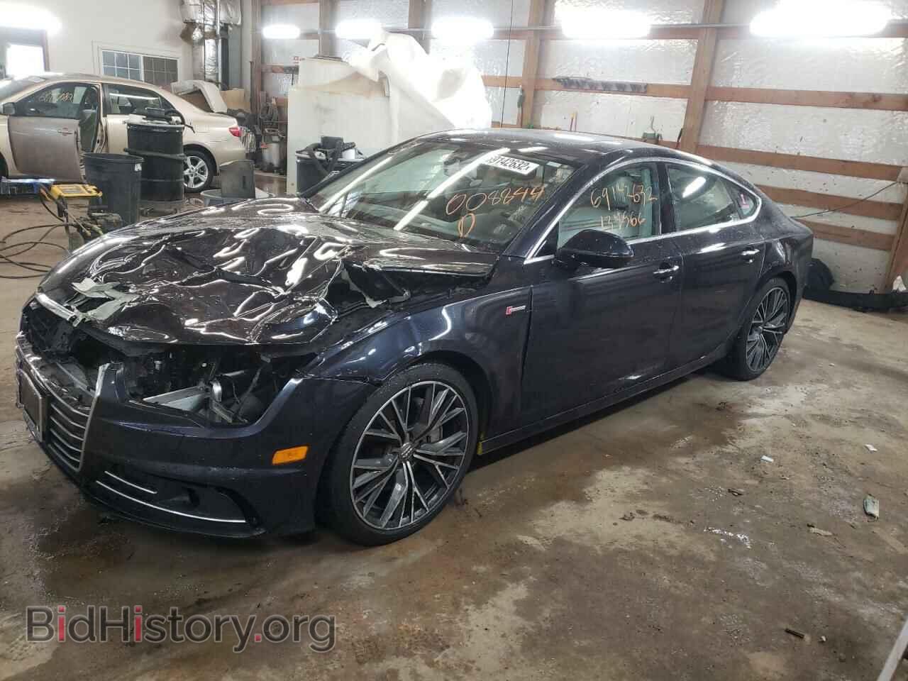 Photo WAUWGAFC3GN008844 - AUDI A7 2016