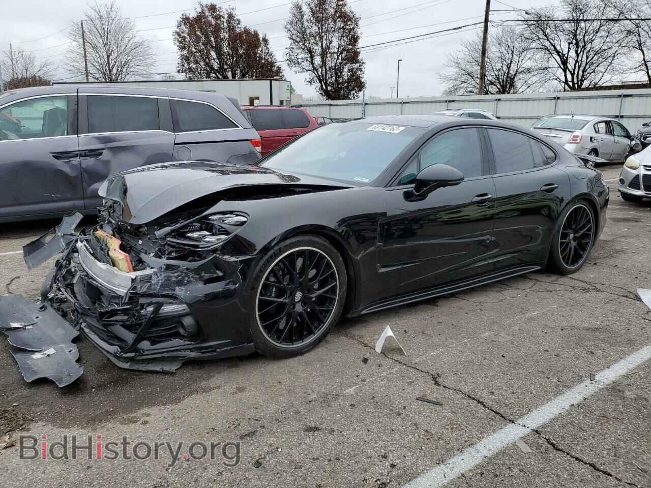 Фотография WP0AH2A77JL145377 - PORSCHE PANAMERA 2018