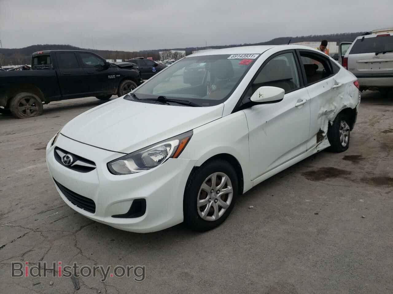 2013 HYUNDAI ACCENT - VIN: KMHCT4AE8DU322191 - Фото 2