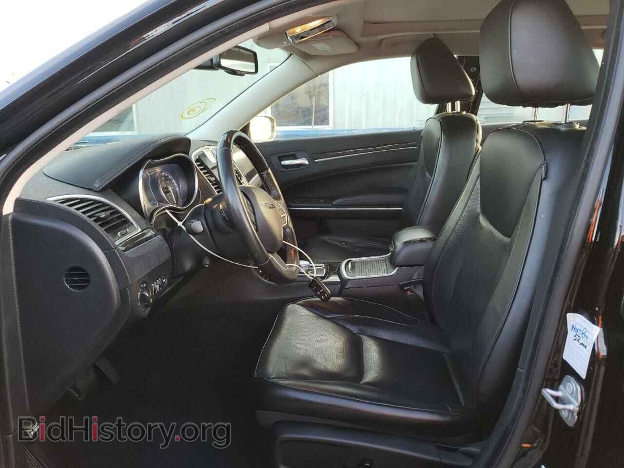 2019 CHRYSLER 300 - VIN: 2C3CCAKG5KH649185 - Фото 7