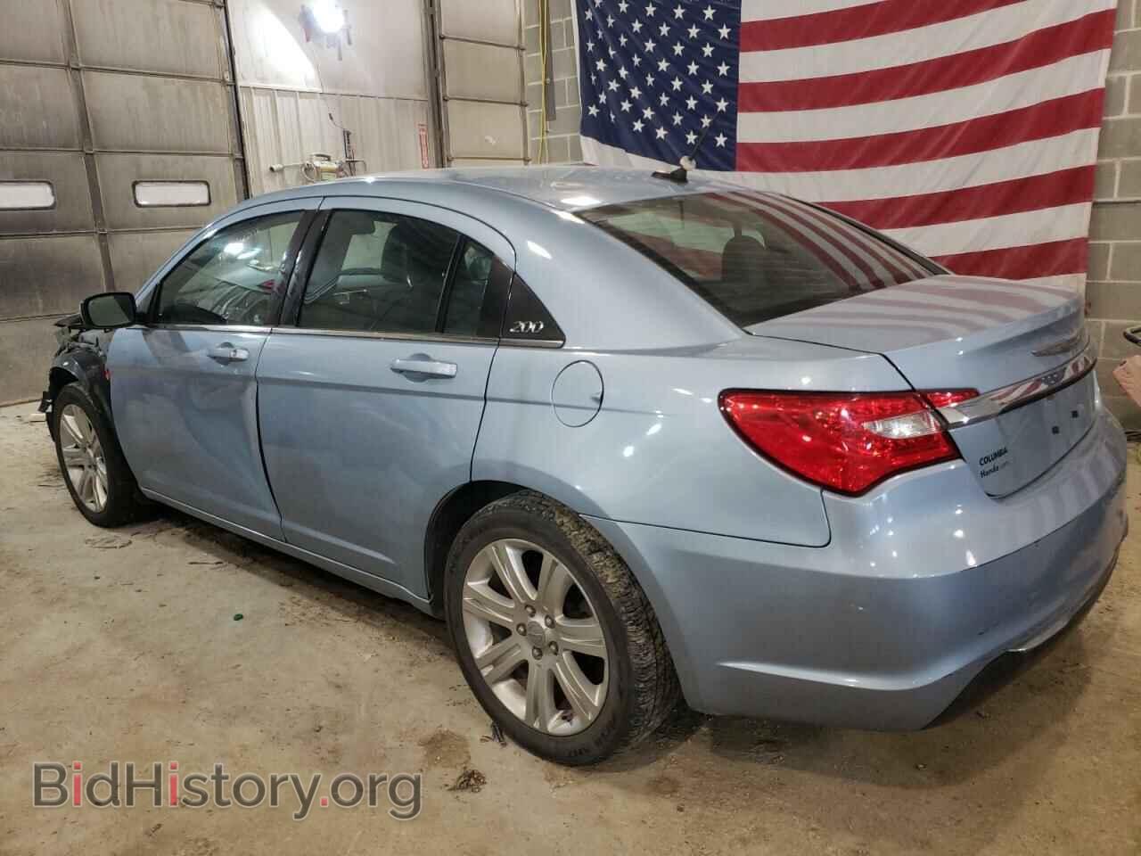 2013 CHRYSLER 200 - VIN: 1C3CCBBB8DN595899 - Фото 2