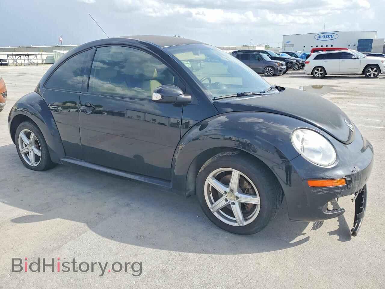 2010 VOLKSWAGEN BEETLE - VIN: 3VWPG3AG6AM035709 - Photo 4
