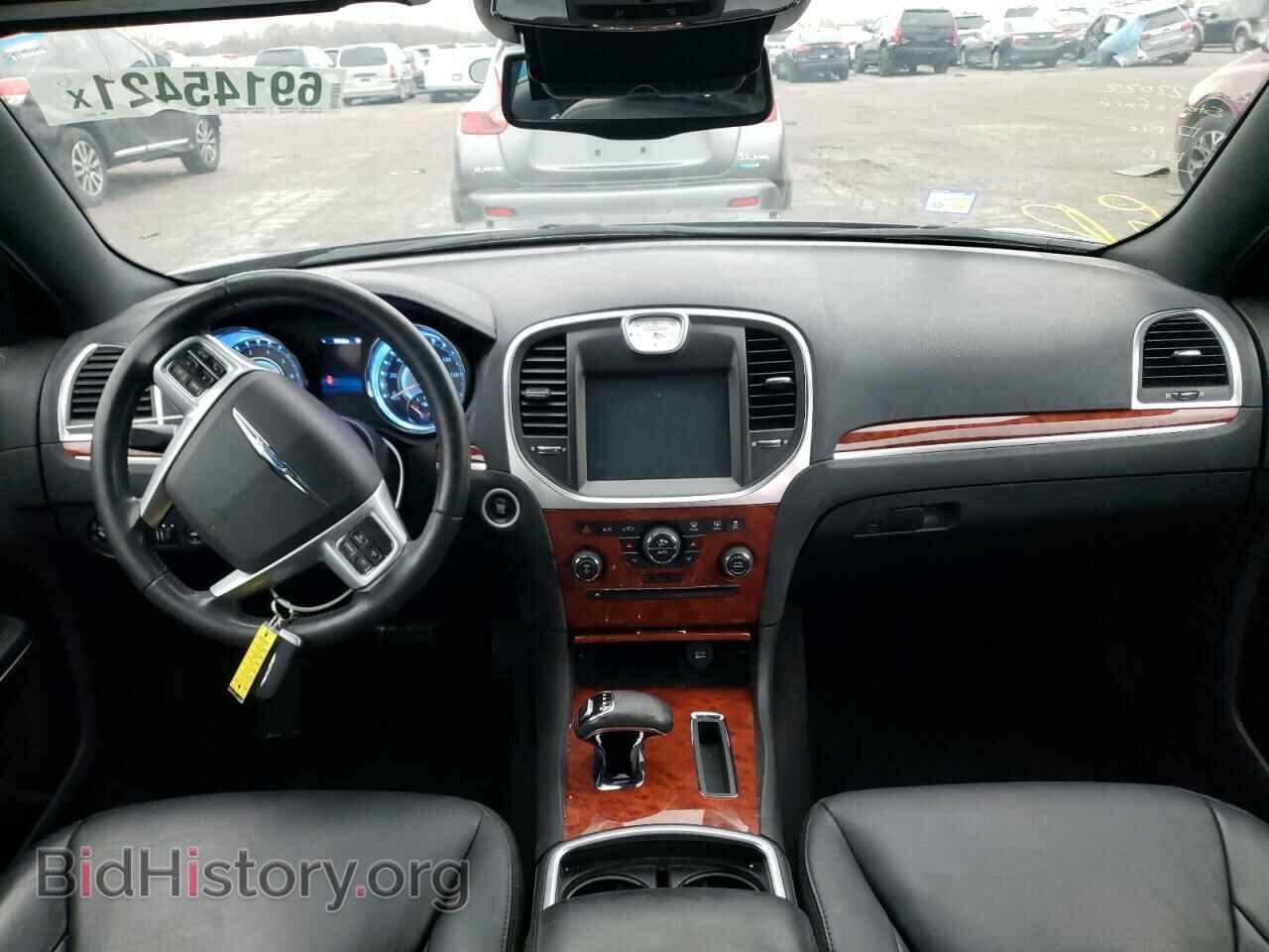 2013 CHRYSLER 300 - VIN: 2C3CCAAG6DH732337 - Фото 9